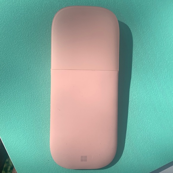 Microsoft Surface Arch Mouse (pink) - Picture 2 of 4